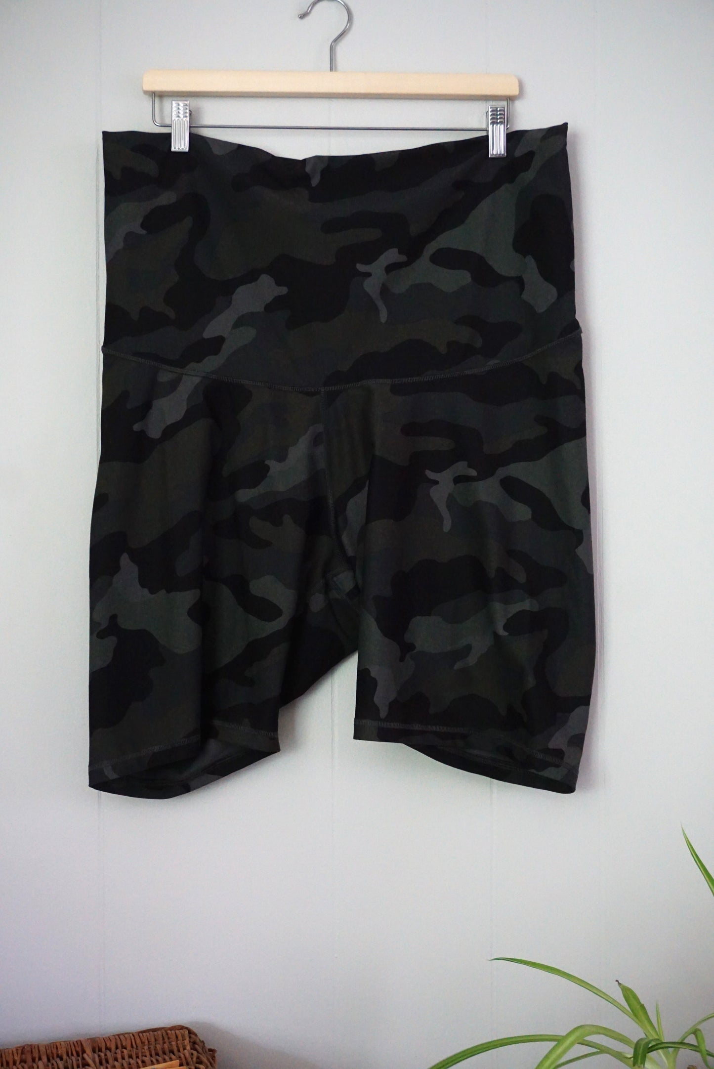 Short - Très très grand