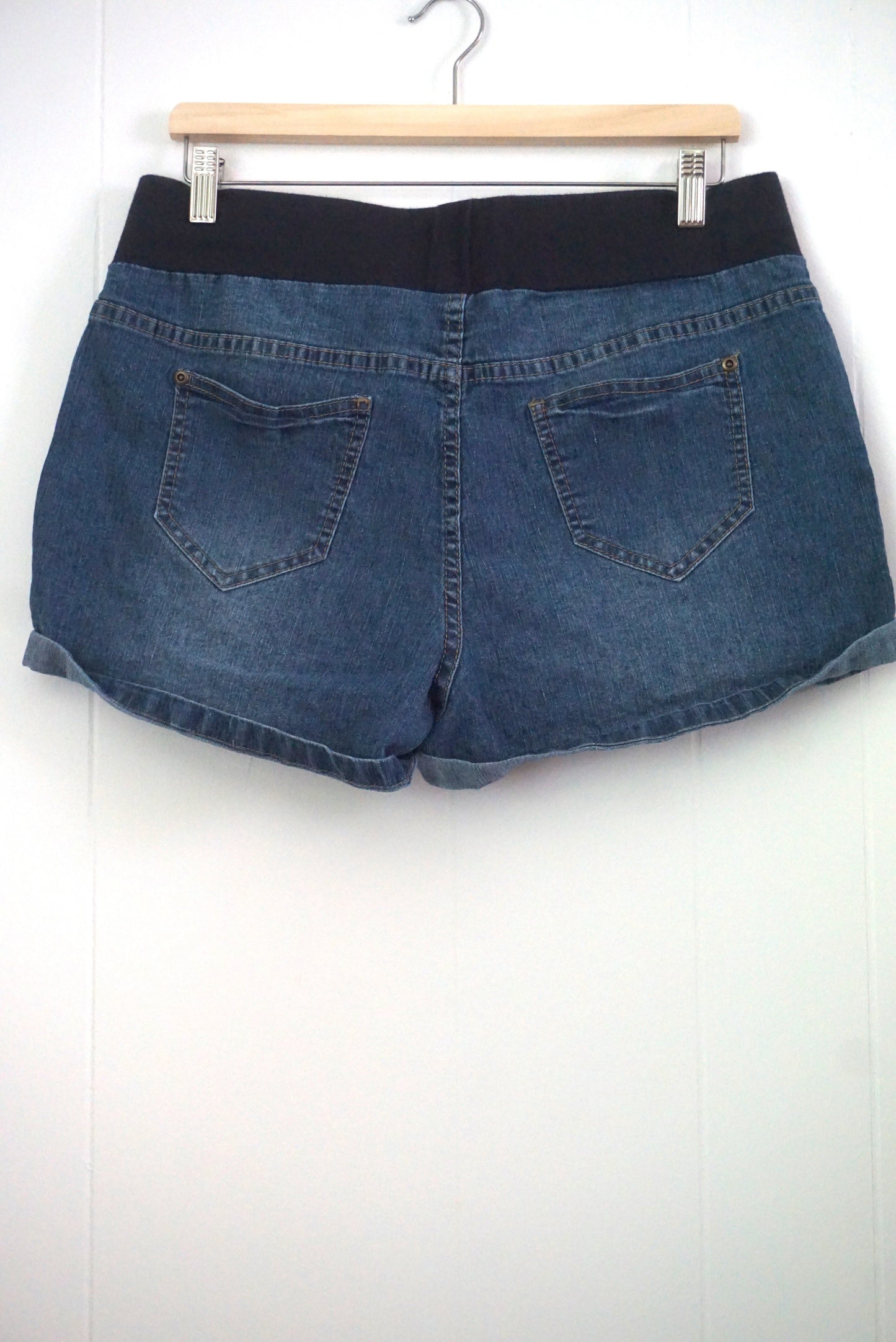 Short - Très grand