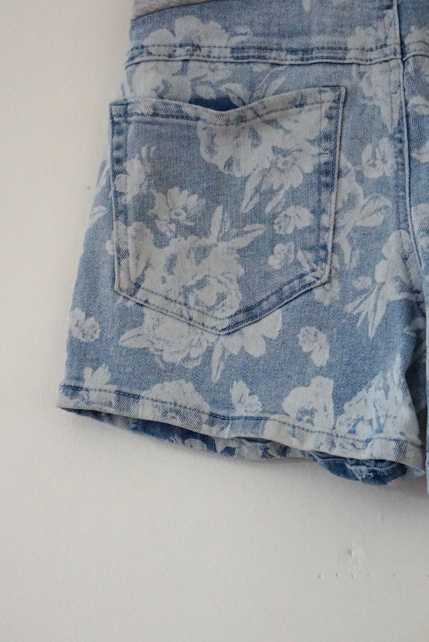 Short - Très très petit