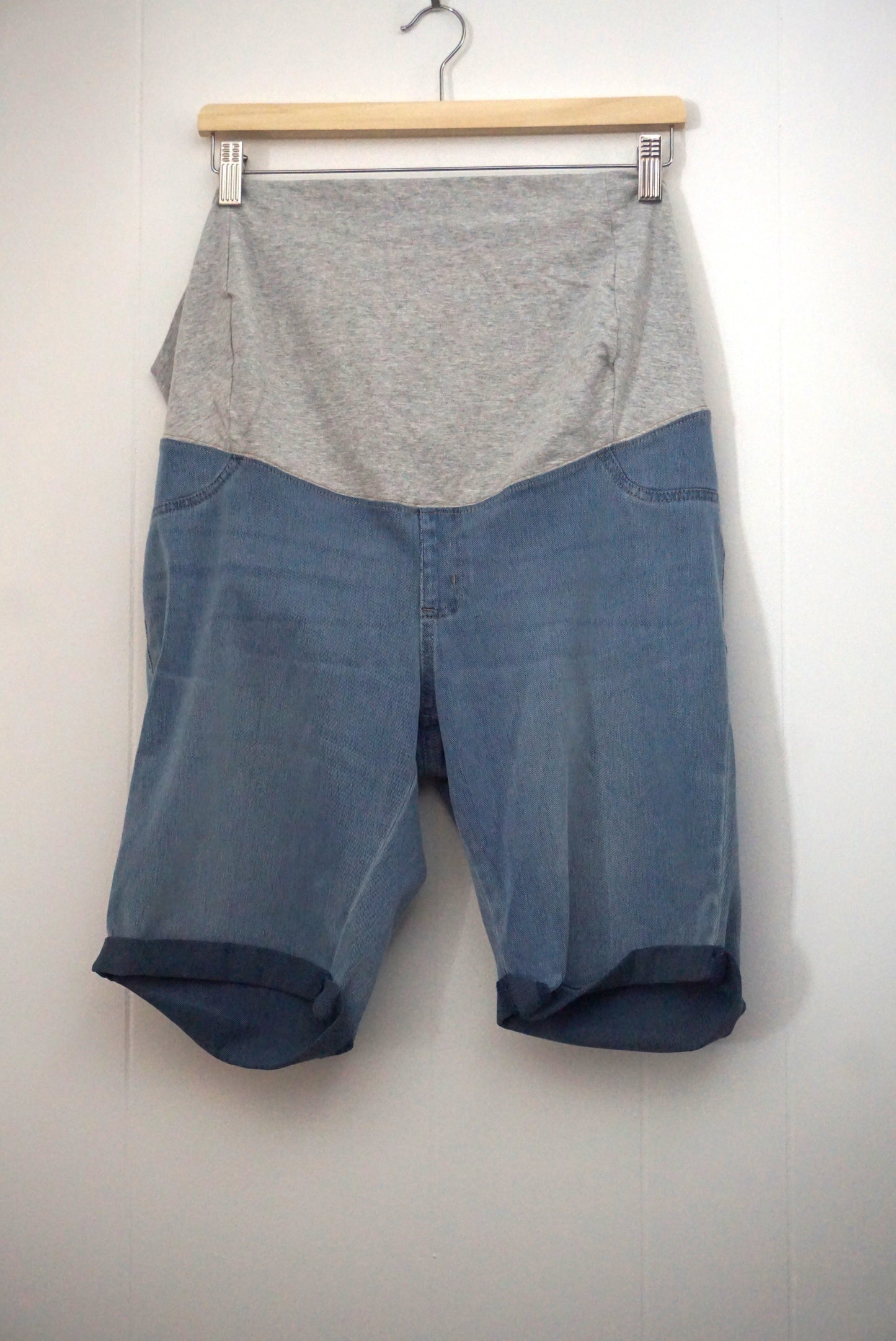 Short - Très grand