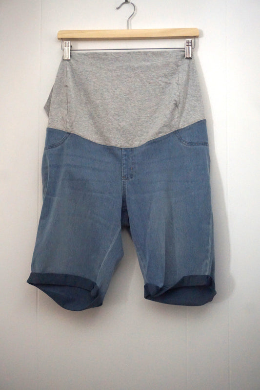 Short - Très grand